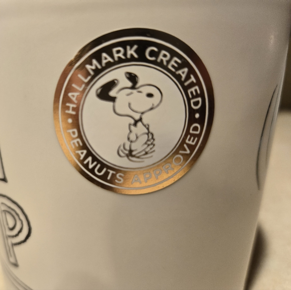 Hallmark Linus and Snoppy Ceramic Mug with - Picture 2 of 5